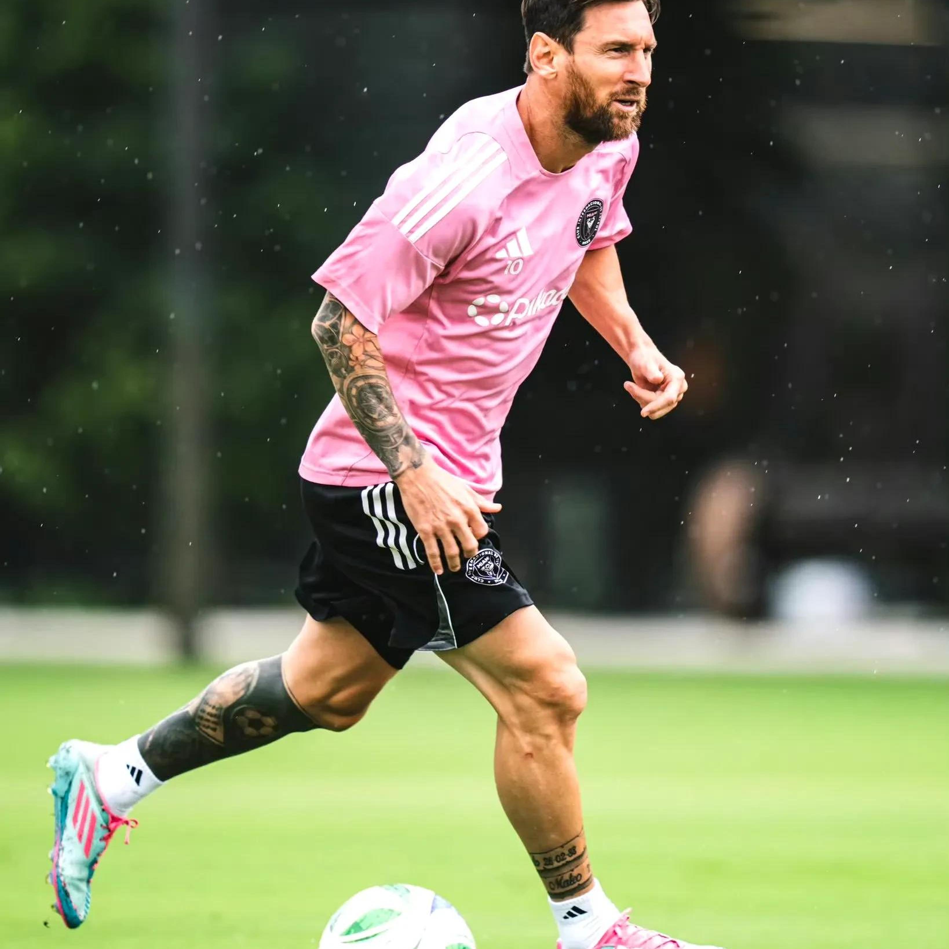 kaiyun平台网址包含梅西连续七场比赛得分超过重返赛场，德国队不断突破！全场沸腾不已的词条